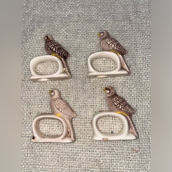 Vintage Ceramic hand painted Napkin ring holders- birds (set of 4). - Picture 1 of 4